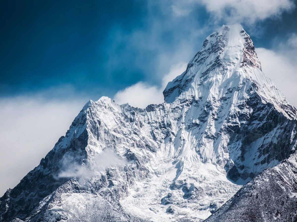 Pegunungan Himalaya, Salah Satu Wilayah yang Tidak Dapat Dilalui Pesawat